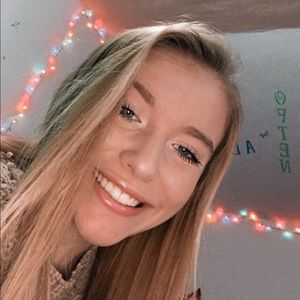 Meet your Posher, Paige